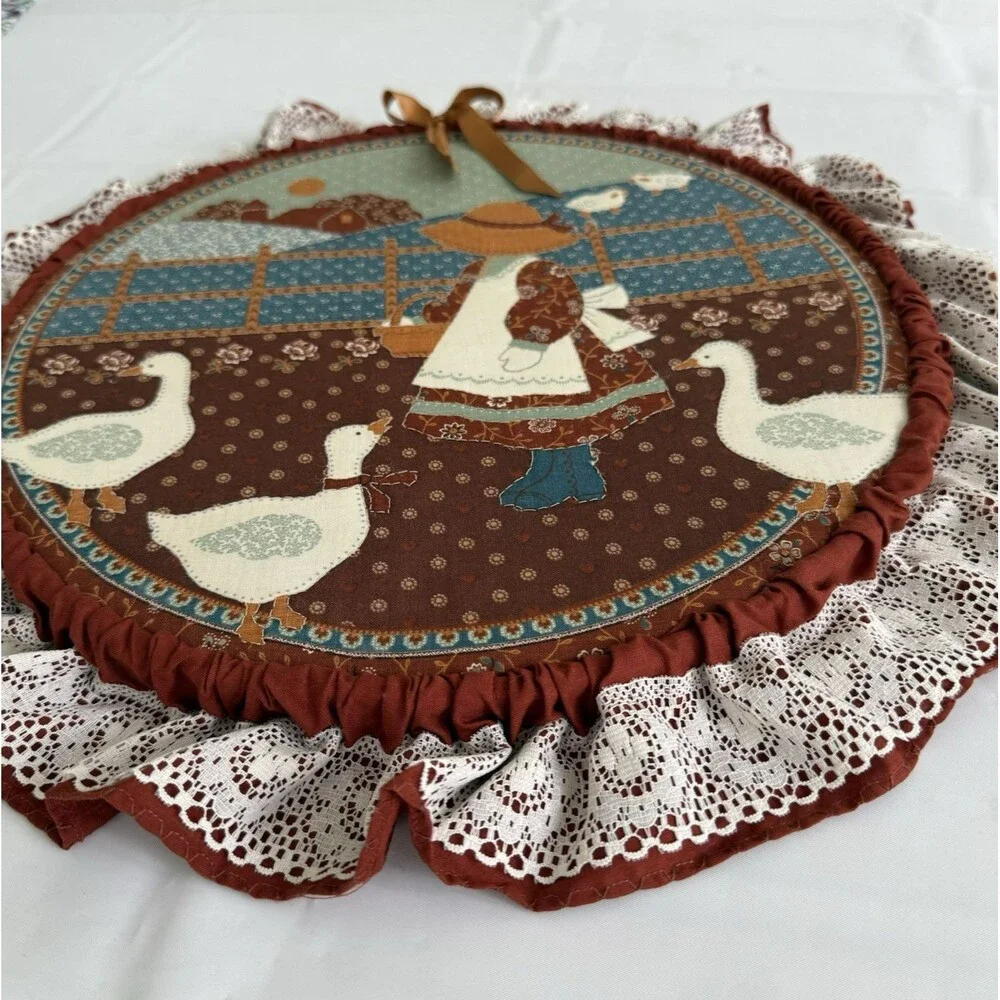 Vintage Sunbonnet Sue Geese Quilted Hoop Wall Hanging Cottagecore 12